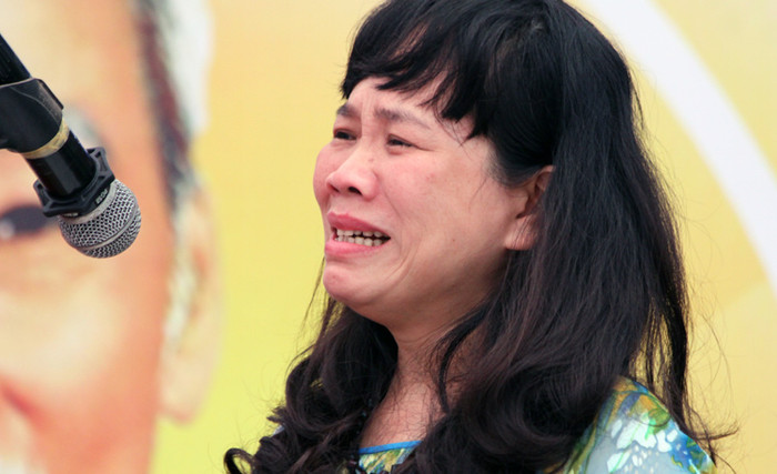 Cô giáo bật khóc trước hàng trăm học sinh khi nói về Bác Hồ ảnh 1 Cô giáo bật khóc trước hàng trăm học sinh khi nói về Bác Hồ ảnh 1