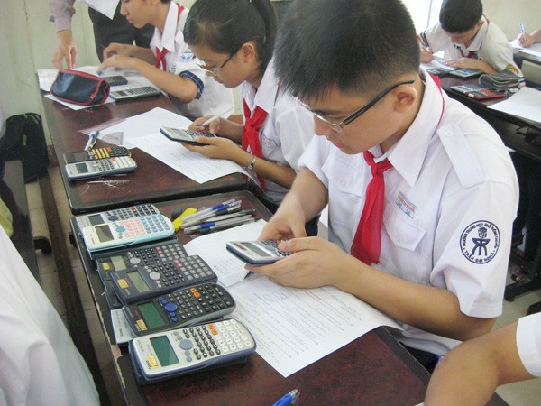 26 máy tính nào được mang vào phòng thi tốt nghiệp ảnh 1 26 máy tính nào được mang vào phòng thi tốt nghiệp ảnh 1