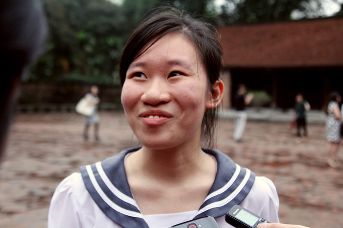Niềm vui của em Trần Phương Thúy, giải nhất học sinh giỏi quốc gia môn lịch sử. Ảnh Xuân Trung Niềm vui của em Trần Phương Thúy, giải nhất học sinh giỏi quốc gia môn lịch sử. Ảnh Xuân Trung