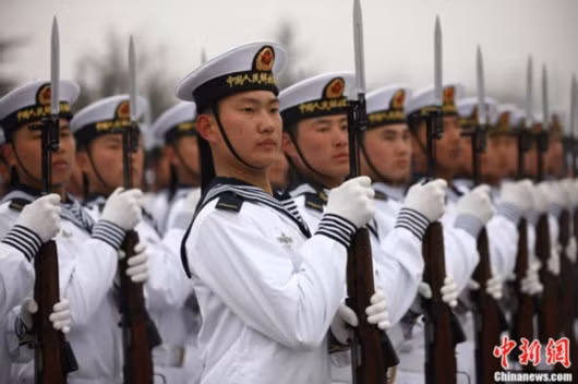 Binh sĩ Hạm đội Bắc Hải - Hải quân Trung Quốc. Binh sĩ Hạm đội Bắc Hải - Hải quân Trung Quốc.