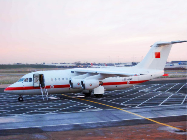 Máy bay RJ-85 của Không quân Bahrain. Máy bay RJ-85 của Không quân Bahrain.