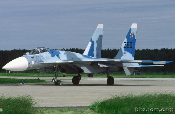 Máy bay chiến đấu Su-35 của Nga. Máy bay chiến đấu Su-35 của Nga.