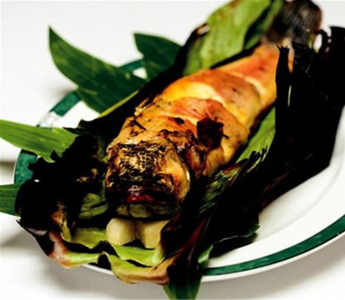 Ăn cá nướng vào bữa tối - giảm 19% nguy cơ mất trí: Một nghiên cứu trên 150.000 người thể hiện rõ, những người ăn cá hơn 1 lần/tuần thì nguy cơ bị mất trí sẽ thấp hơn so với những người bình thường không ăn, đăc biệt là chất axit béo omega 3 ở trong cá biển sâu còn có tác dụng bảo vệ tế bào thần kinh. Ăn cá nướng vào bữa tối - giảm 19% nguy cơ mất trí: Một nghiên cứu trên 150.000 người thể hiện rõ, những người ăn cá hơn 1 lần/tuần thì nguy cơ bị mất trí sẽ thấp hơn so với những người bình thường không ăn, đăc biệt là chất axit béo omega 3 ở trong cá biển sâu còn có tác dụng bảo vệ tế bào thần kinh.