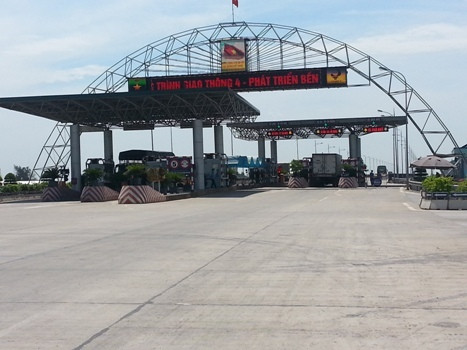 ... cả trạm thu phí cầu Bến Thủy 2 ... cả trạm thu phí cầu Bến Thủy 2