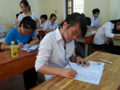 Trong môn thi Ngữ Văn sáng ngày 2/6 trong Kỳ thi tốt nghiệp THPT tại tỉnh Nghệ An đã có 69 thí sinh vắng mặt Trong môn thi Ngữ Văn sáng ngày 2/6 trong Kỳ thi tốt nghiệp THPT tại tỉnh Nghệ An đã có 69 thí sinh vắng mặt