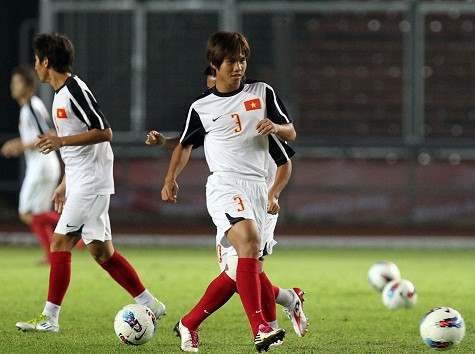 Trung vệ Long Giang - lá chắn thép trước khung thành ĐTVN