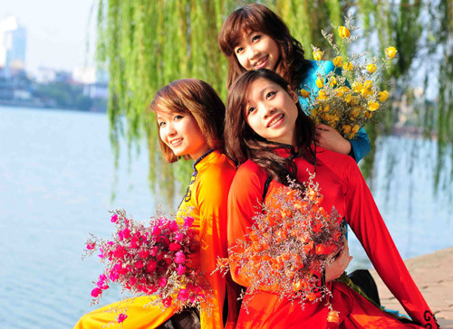 Những cô gái tài sắc vẹn toàn của TTVN tại SEA Games 26