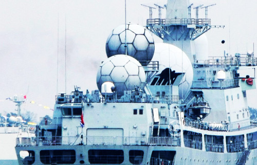 Radar hình cầu của tàu trinh sát điện tử 853 Trung Quốc Radar hình cầu của tàu trinh sát điện tử 853 Trung Quốc