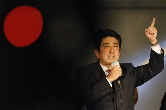 Thủ tướng Nhật Bản Shinzo Abe phát biểu cảm tưởng đầu năm 2014 Thủ tướng Nhật Bản Shinzo Abe phát biểu cảm tưởng đầu năm 2014