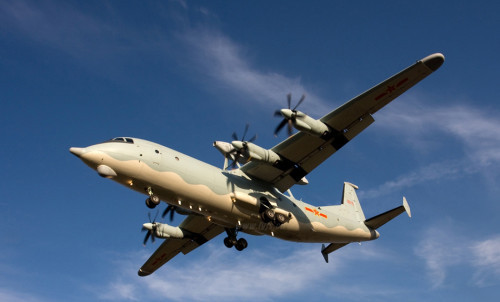 Máy bay cảnh báo sớm KJ-200 của Không quân Trung Quốc Máy bay cảnh báo sớm KJ-200 của Không quân Trung Quốc