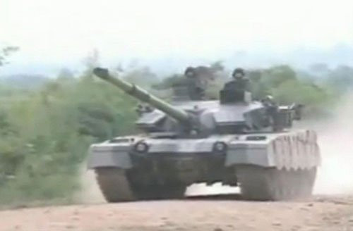 Xe tăng MBT-2000 của Myanmar, do Trung Quốc chế tạo Xe tăng MBT-2000 của Myanmar, do Trung Quốc chế tạo