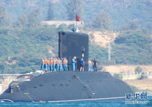 Tàu ngầm Hà Nội lớp Kilo về tới cảng Cam Ranh, Việt Nam vào ngày 31 tháng 12 năm 2013 Tàu ngầm Hà Nội lớp Kilo về tới cảng Cam Ranh, Việt Nam vào ngày 31 tháng 12 năm 2013