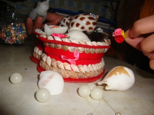 Những con ốc biển cũng được các bạn gái tận dụng làm những món quà cho bạn trai nhân ngày lễ tình nhân Những con ốc biển cũng được các bạn gái tận dụng làm những món quà cho bạn trai nhân ngày lễ tình nhân