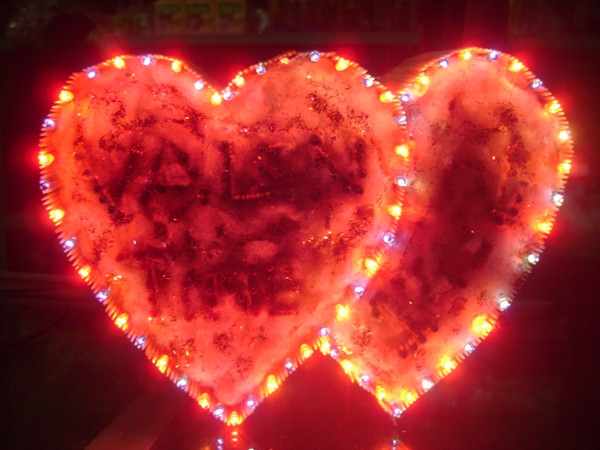 Với những món quà lung linh như thế này một nửa kia của bạn khó có thể từ chối tình yêu của bạn Với những món quà lung linh như thế này một nửa kia của bạn khó có thể từ chối tình yêu của bạn