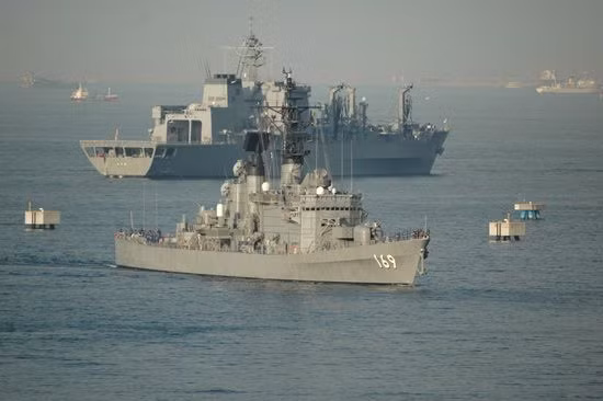 Lực lượng Phòng vệ Biển Nhật Bản diễn tập tác chiến. Lực lượng Phòng vệ Biển Nhật Bản diễn tập tác chiến.