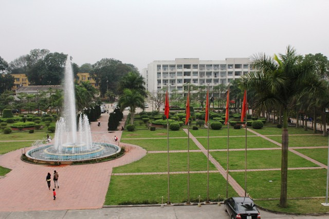 Với các quyết định "dám nghĩ, dám làm" của Hiệu trưởng Phan Quang Thế, chất lượng đào tạo, chỉ tiêu tuyển sinh của trường Đại học KTCN Thái Nguyên có được cải thiện tốt hơn nữa? Với các quyết định "dám nghĩ, dám làm" của Hiệu trưởng Phan Quang Thế, chất lượng đào tạo, chỉ tiêu tuyển sinh của trường Đại học KTCN Thái Nguyên có được cải thiện tốt hơn nữa?