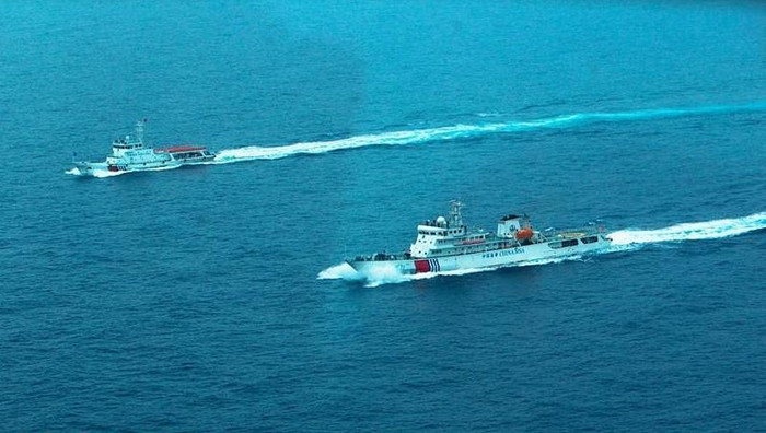 Ngày 21 tháng 4 năm 2015, Trung Quốc điều tàu Hải tuần-21 và Hải tuần-1103 đến vùng biển quần đảo Hoàng Sa của Việt Nam tiến hành tuần tra bất hợp pháp (ảnh tư liệu) Ngày 21 tháng 4 năm 2015, Trung Quốc điều tàu Hải tuần-21 và Hải tuần-1103 đến vùng biển quần đảo Hoàng Sa của Việt Nam tiến hành tuần tra bất hợp pháp (ảnh tư liệu)
