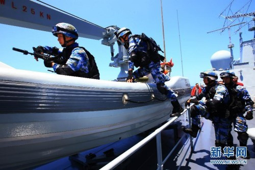 Diễn tập thực binh Trung-Nga (ảnh tư liệu) Diễn tập thực binh Trung-Nga (ảnh tư liệu)