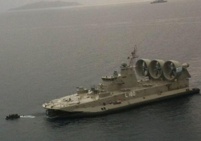 Tàu đổ bộ đệm khí lớp Zubr Tàu đổ bộ đệm khí lớp Zubr