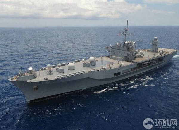 Tàu chỉ huy đổ bộ USS Blue Ridge LCC-19 Hải quân Mỹ tuần tra Biển Đông (nguồn Thời báo Hoàn Cầu, Trung Quốc) Tàu chỉ huy đổ bộ USS Blue Ridge LCC-19 Hải quân Mỹ tuần tra Biển Đông (nguồn Thời báo Hoàn Cầu, Trung Quốc)