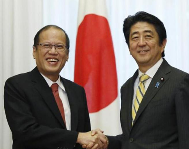 Theo báo Trung Quốc, đằng sau Nhật Bản, Philippines luôn có bóng dáng của Mỹ (nguồn báo Hoàn Cầu, TQ) Theo báo Trung Quốc, đằng sau Nhật Bản, Philippines luôn có bóng dáng của Mỹ (nguồn báo Hoàn Cầu, TQ)