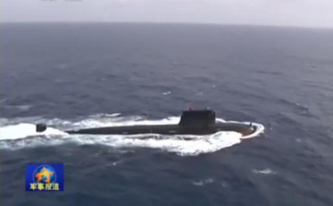 Ngày 26 tháng 4 năm 2015, đài truyền hình CCTV Trung Quốc lần đầu tiên phát sóng hình ảnh tàu ngầm tấn công hạt nhân Type 091 phiên bản cải tiến ở vịnh Aden (nguồn mạng sina Trung Quốc) Ngày 26 tháng 4 năm 2015, đài truyền hình CCTV Trung Quốc lần đầu tiên phát sóng hình ảnh tàu ngầm tấn công hạt nhân Type 091 phiên bản cải tiến ở vịnh Aden (nguồn mạng sina Trung Quốc)