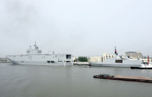 Biên đội tàu đổ bộ Pháp thăm Trung Quốc và tiến hành diễn tập tiếp tế với tàu hộ vệ Chu Sơn Type 054A, Hạm đội Đông Hải, Hải quân Trung Quốc Biên đội tàu đổ bộ Pháp thăm Trung Quốc và tiến hành diễn tập tiếp tế với tàu hộ vệ Chu Sơn Type 054A, Hạm đội Đông Hải, Hải quân Trung Quốc