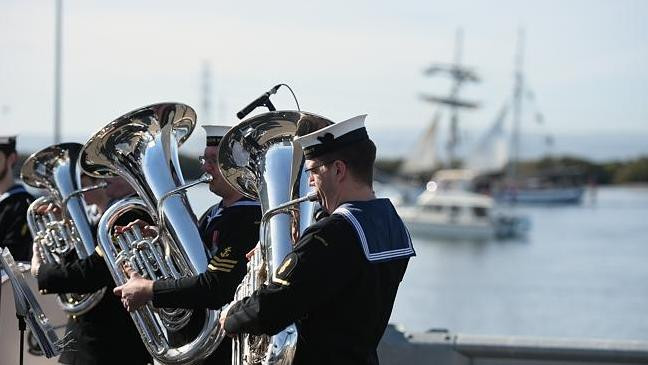 Ngày 23 tháng 5 năm 2015, Australia hạ thủy tàu khu trục phòng không HMAS Hobart Ngày 23 tháng 5 năm 2015, Australia hạ thủy tàu khu trục phòng không HMAS Hobart