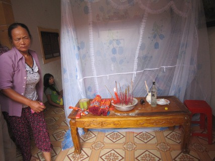 Nỗi đau của người thân và những đứa con chị Chanh và hung thủ Thành sau vụ thảm án chồng giêt vợ Nỗi đau của người thân và những đứa con chị Chanh và hung thủ Thành sau vụ thảm án chồng giêt vợ