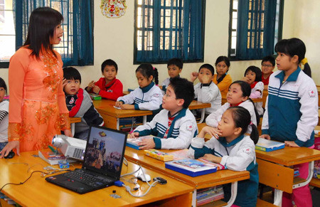 Mỗi thầy cô giáo xác định trách nhiệm của mình trong kỳ đổi mới lần này. Ảnh minh họa Internet Mỗi thầy cô giáo xác định trách nhiệm của mình trong kỳ đổi mới lần này. Ảnh minh họa Internet