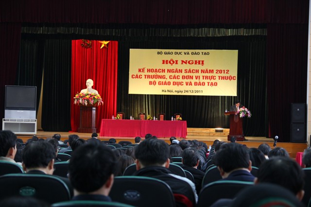 Năm 2011: Dự toán chi ngân sách ngành giáo dục hơn 5 ngàn tỷ đồng. Ảnh Xuân Trung Năm 2011: Dự toán chi ngân sách ngành giáo dục hơn 5 ngàn tỷ đồng. Ảnh Xuân Trung