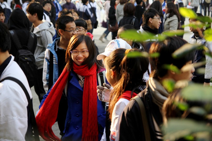 Teen dễ thương tham dự Olympic Tiếng Anh THPT Hà Nội 2011 ảnh 23