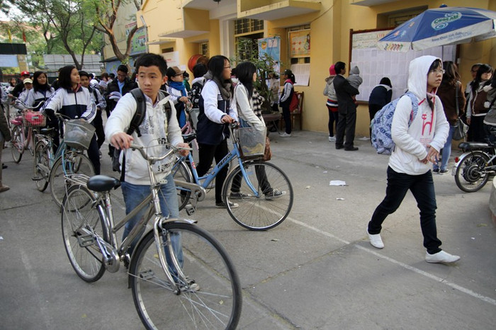 Teen dễ thương tham dự Olympic Tiếng Anh THPT Hà Nội 2011 ảnh 1