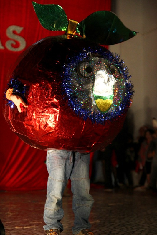 Siêu mẫu nhí trường TH Ngôi sao HN biểu diễn thời trang Noel ảnh 19 Siêu mẫu nhí trường TH Ngôi sao HN biểu diễn thời trang Noel ảnh 19