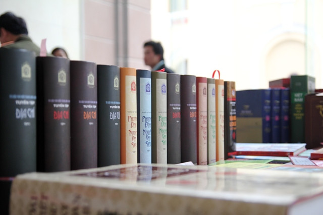 Hội đồng chấm giải năm nay cho rằng, chất lượng sách không cao, chỉ ở mức khá. Ảnh Xuân Trung