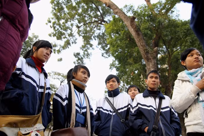 Teen dễ thương tham dự Olympic Tiếng Anh THPT Hà Nội 2011 ảnh 6
