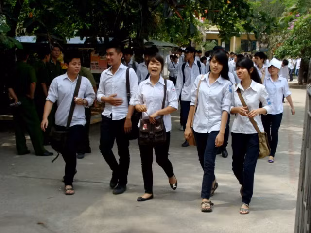 Theo đề xuất cần cải tiến, thay đổi phương pháp thi cử để lựa chọn được người tài, đồng thời tạo điều kiện cho người học phát huy khả năng và tính tư duy sáng tạo. Ảnh Xuân Trung Theo đề xuất cần cải tiến, thay đổi phương pháp thi cử để lựa chọn được người tài, đồng thời tạo điều kiện cho người học phát huy khả năng và tính tư duy sáng tạo. Ảnh Xuân Trung