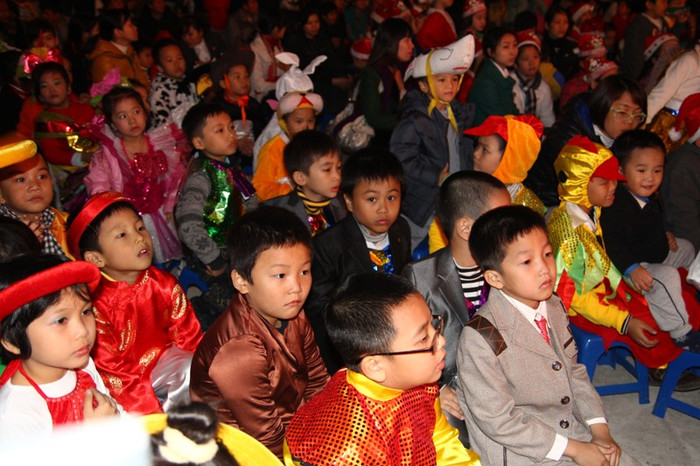 Siêu mẫu nhí trường TH Ngôi sao HN biểu diễn thời trang Noel ảnh 2 Siêu mẫu nhí trường TH Ngôi sao HN biểu diễn thời trang Noel ảnh 2