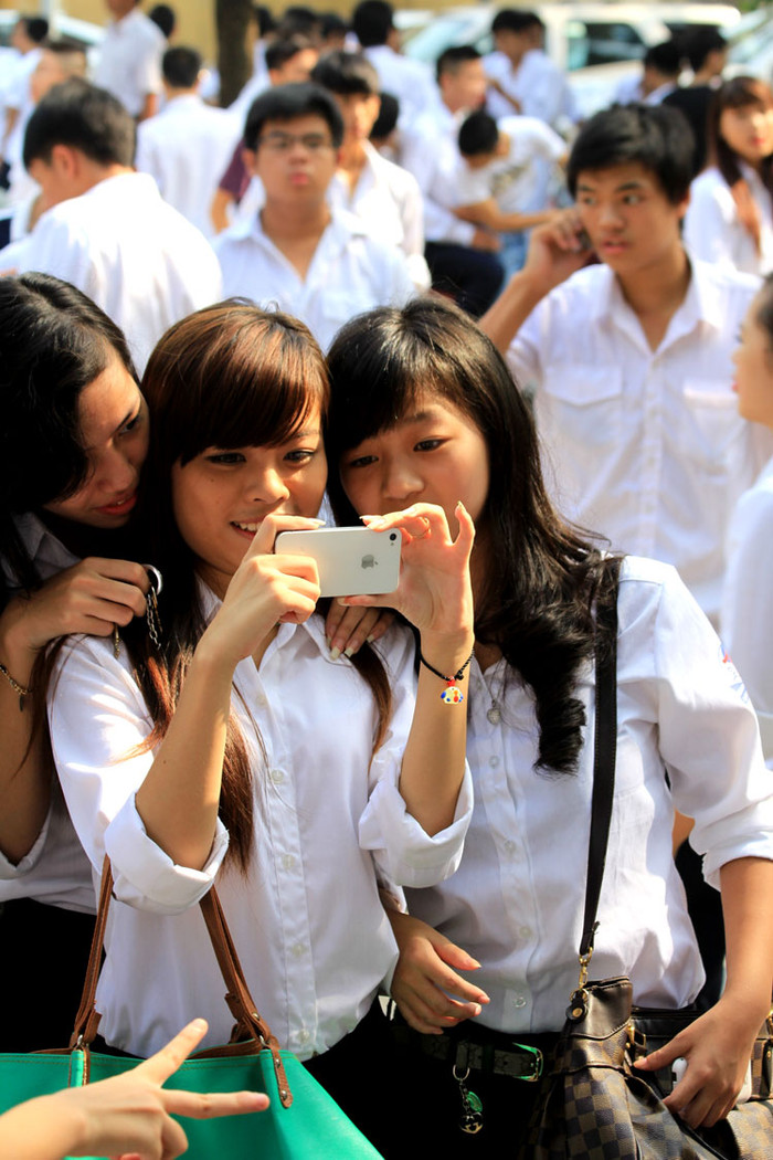 Chùm ảnh:Thầy trò dâng hương tưởng nhớ Đinh Tiên Hoàng ngày khai giảng Chùm ảnh: Những trò chơi thuở ấu thơ của học trò (P1) Chùm ảnh:Thầy trò dâng hương tưởng nhớ Đinh Tiên Hoàng ngày khai giảng Chùm ảnh: Những trò chơi thuở ấu thơ của học trò (P1)