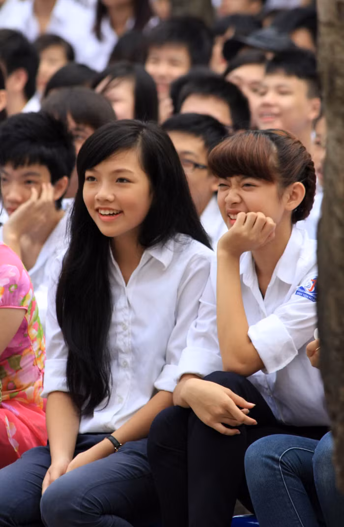 Chùm ảnh:Thầy trò dâng hương tưởng nhớ Đinh Tiên Hoàng ngày khai giảng Chùm ảnh: Những trò chơi thuở ấu thơ của học trò (P1)
