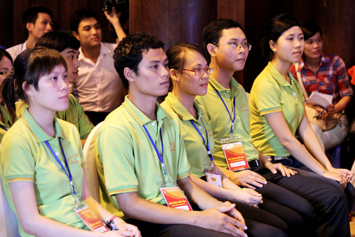 >> Chùm ảnh: Chiêm ngưỡng tác phẩm 3D "kinh dị" >> Những trò lố của sinh viên Trung Quốc trong ký túc xá (P4) >> Học sinh chửi bậy, nói tục vì người lớn dối trá >> Hoa khôi các trường Đại học, Cao đẳng >> Chùm ảnh: Chiêm ngưỡng tác phẩm 3D "kinh dị" >> Những trò lố của sinh viên Trung Quốc trong ký túc xá (P4) >> Học sinh chửi bậy, nói tục vì người lớn dối trá >> Hoa khôi các trường Đại học, Cao đẳng