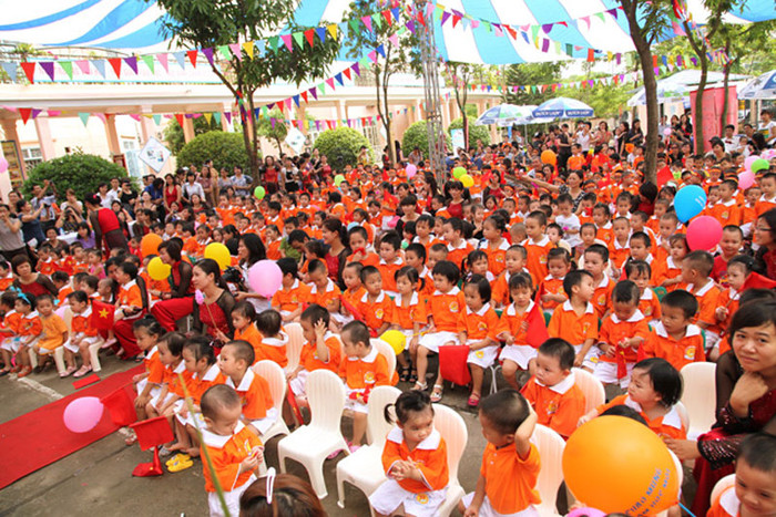 Lễ khai giảng tại trường Mầm non Lý Thái Tổ II (Cầu Giấy - Hà Nội). Lễ khai giảng tại trường Mầm non Lý Thái Tổ II (Cầu Giấy - Hà Nội).