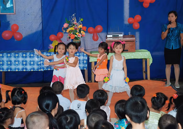 Một buổi Lễ khai giảng năm học mới tại Trường Mầm non Hoàng Vân - huyện Hiệp Hòa - Bắc Giang. Một buổi Lễ khai giảng năm học mới tại Trường Mầm non Hoàng Vân - huyện Hiệp Hòa - Bắc Giang.