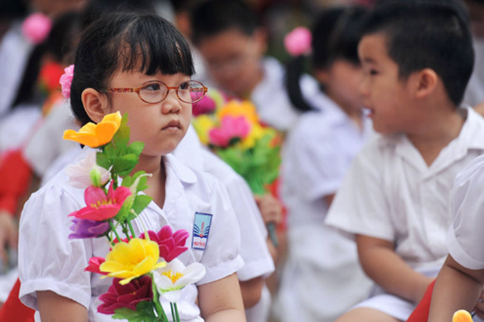 Tập trung cho buổi khai giảng. Tập trung cho buổi khai giảng.