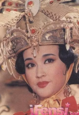 Lưu Hiểu Khánh Xem thêm:"Lột xác" hoàn hảo như Sao Hoa ngữ Lưu Hiểu Khánh Xem thêm:"Lột xác" hoàn hảo như Sao Hoa ngữ