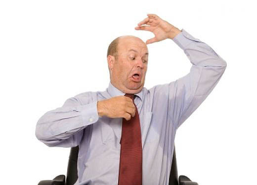 Phẫu thuật: Là biện pháp nên nghĩ đến cuối cùng để khắc phục tình trạng hôi nách với những người bị hôi nách nặng. Tuy nhiên, cần tham khảo ý kiến bác sĩ kỹ càng trước khi quyết định thực hiện phẫu thuật. Xem thêm: Ăn những thực phẩm này, coi chừng bị "tẩy chay" vì... hôi miệng