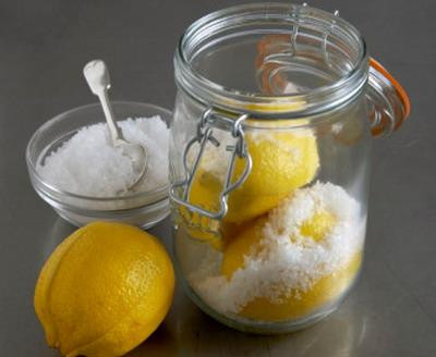 Nước ngâm chanh muối pha loãng. Xem thêm: 26 loại thực phẩm giúp bạn ‘thanh lọc’ cơ thể Nước ngâm chanh muối pha loãng. Xem thêm: 26 loại thực phẩm giúp bạn ‘thanh lọc’ cơ thể