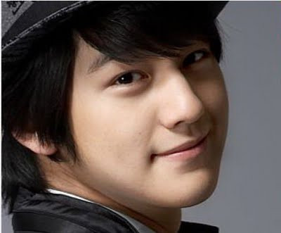 Kim Bum Xem thêm: Biến hóa "đôi mắt ma lực" như Sao Hàn
