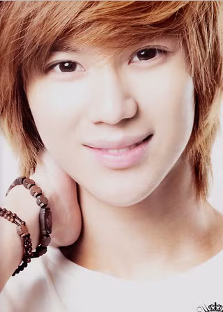 Taemin Xem thêm: Biến hóa "đôi mắt ma lực" như Sao Hàn