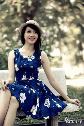 Xem thêm:Những bộ váy trần tay khiến bạn trẻ trung, quyến rũ hơn